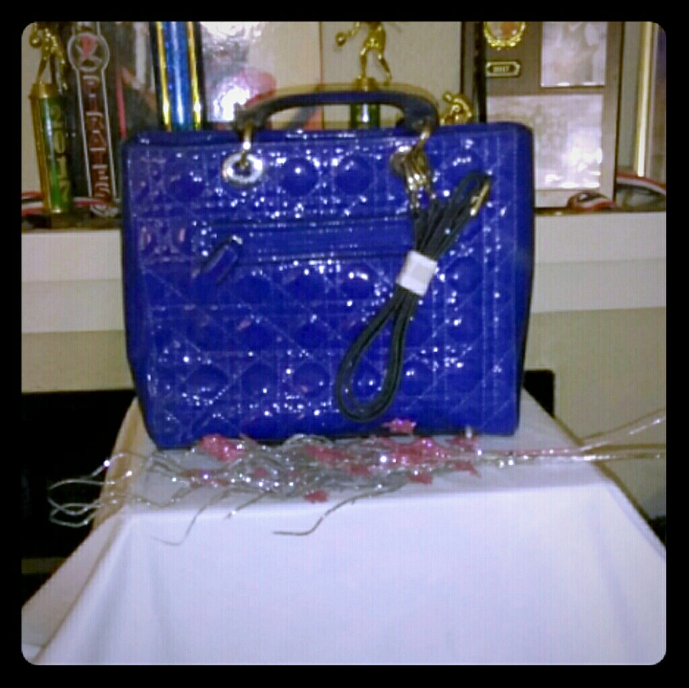 Blue hand bag from Bonnie Bella